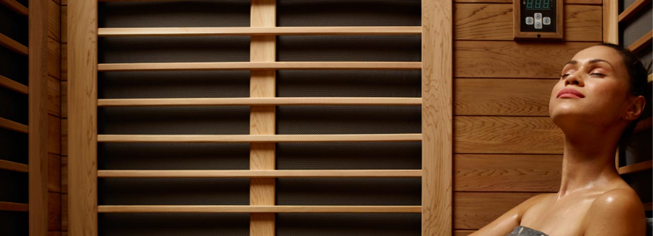 what to wear in a sauna